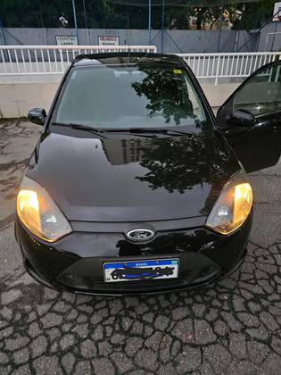 FORD FIESTA 1.0 ROCAM 8V FLEX 4P MANUAL FORD FIESTA 1.0 ROCAM 8V FLEX 4P MANUAL